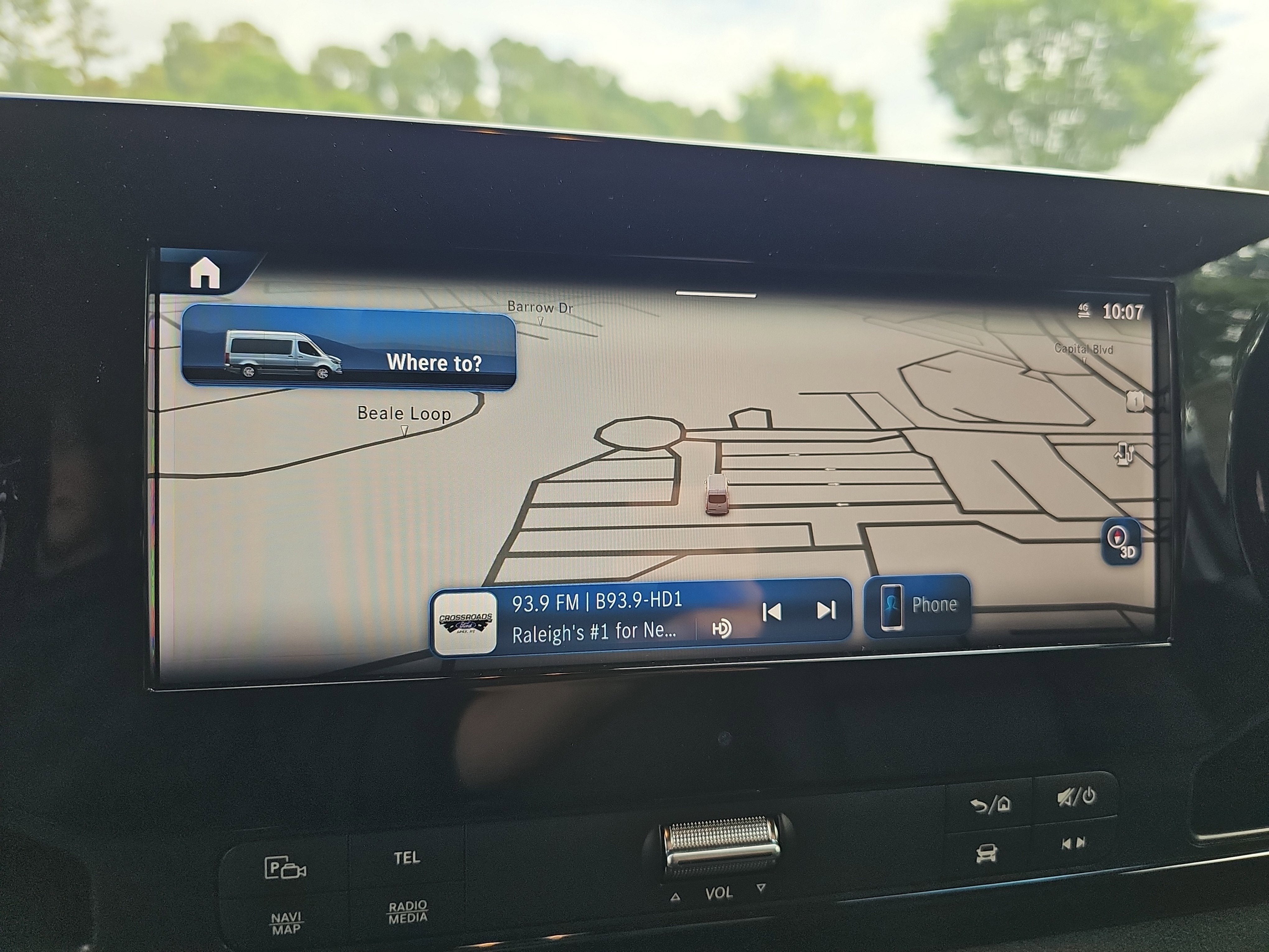 2025 Mercedes-Benz eSprinter Cargo Van Cargo 144 WB