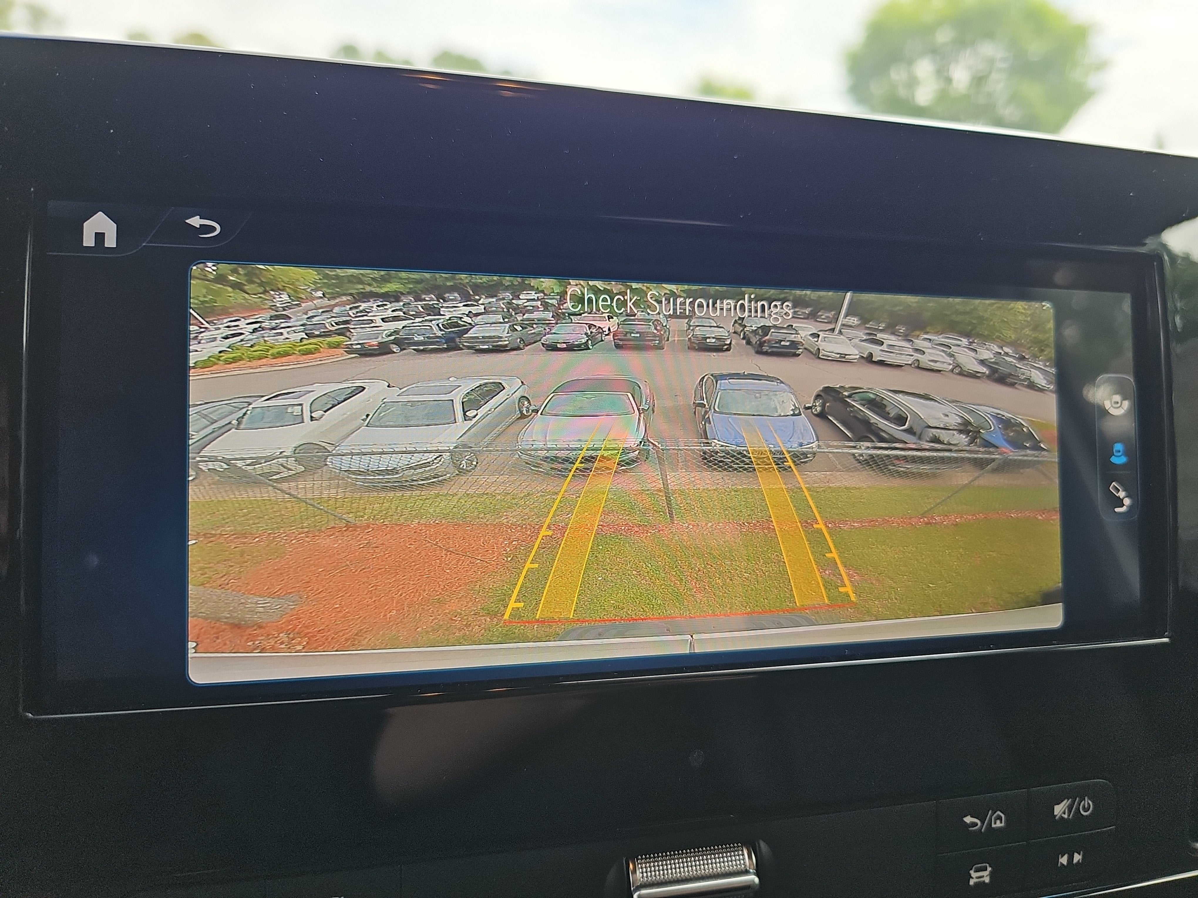 2025 Mercedes-Benz eSprinter Cargo Van Cargo 144 WB