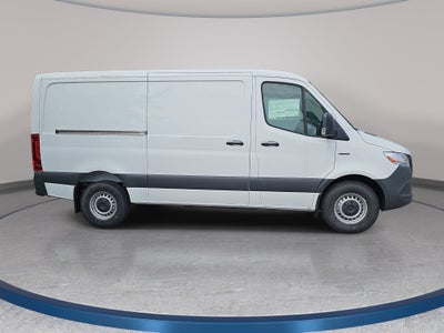 2025 Mercedes-Benz eSprinter Cargo Van Cargo 144 WB