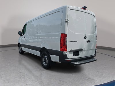 2025 Mercedes-Benz eSprinter Cargo Van Cargo 144 WB