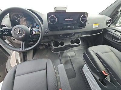 2025 Mercedes-Benz eSprinter Cargo Van Cargo 144 WB