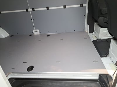 2024 Mercedes-Benz eSprinter Cargo Van Cargo 170 WB