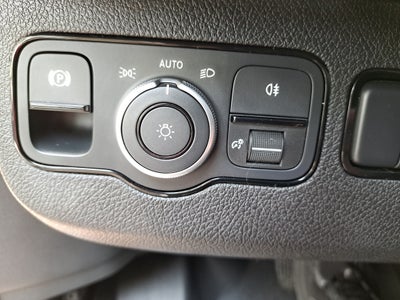 2024 Mercedes-Benz eSprinter Cargo Van Cargo 170 WB