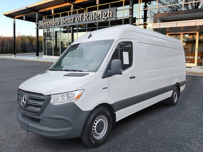 2024 Mercedes-Benz eSprinter Cargo Van Cargo 170 WB