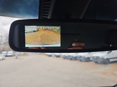 2024 Mercedes-Benz eSprinter Cargo Van Cargo 170 WB