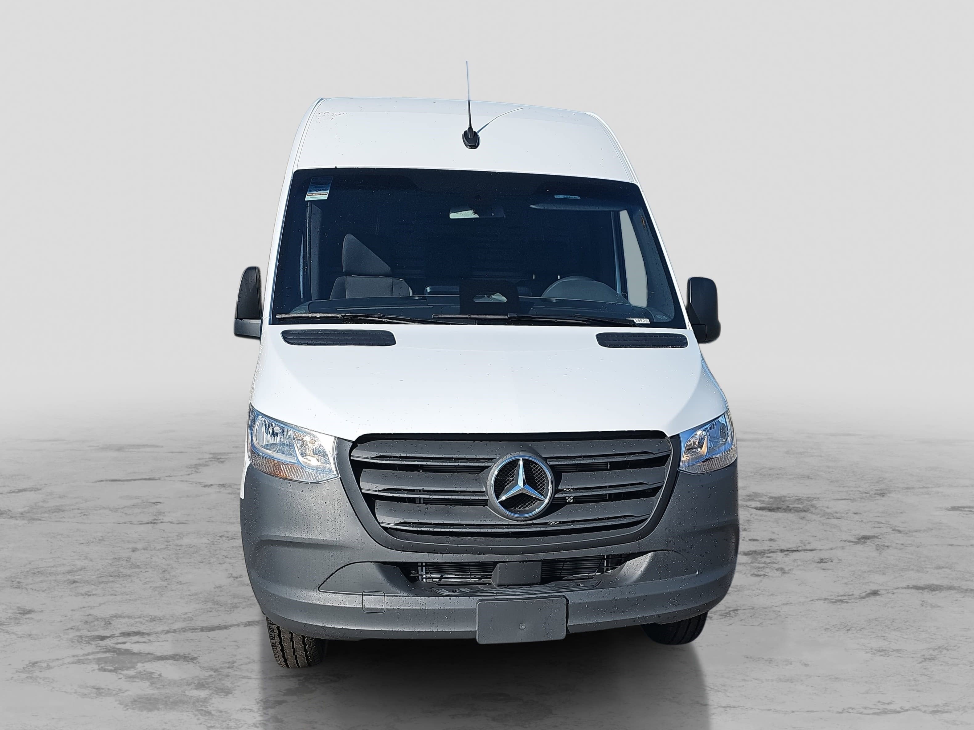 2025 Mercedes-Benz Sprinter Cargo Van Cargo 170 WB