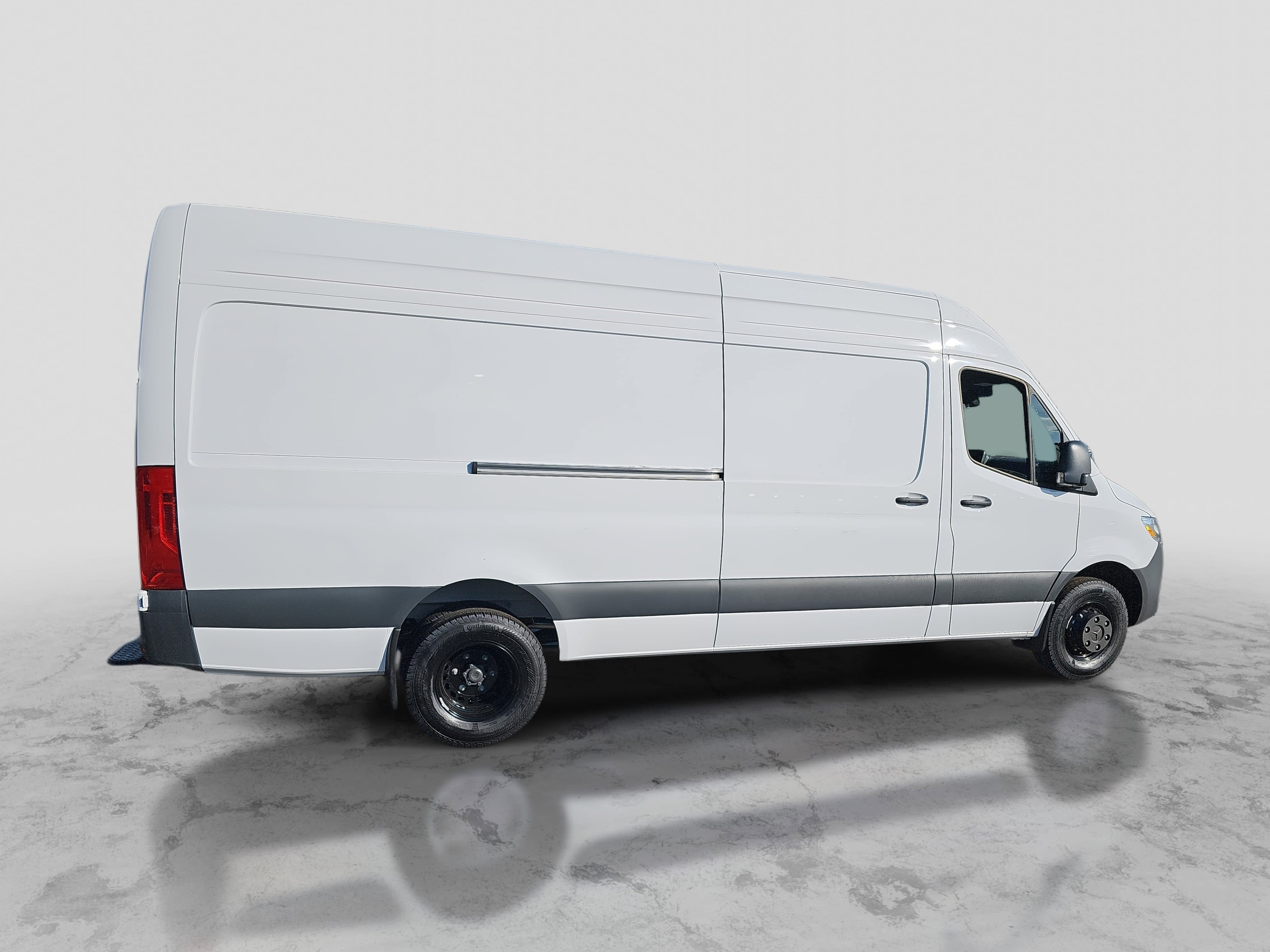 2025 Mercedes-Benz Sprinter Cargo Van Cargo 170 WB