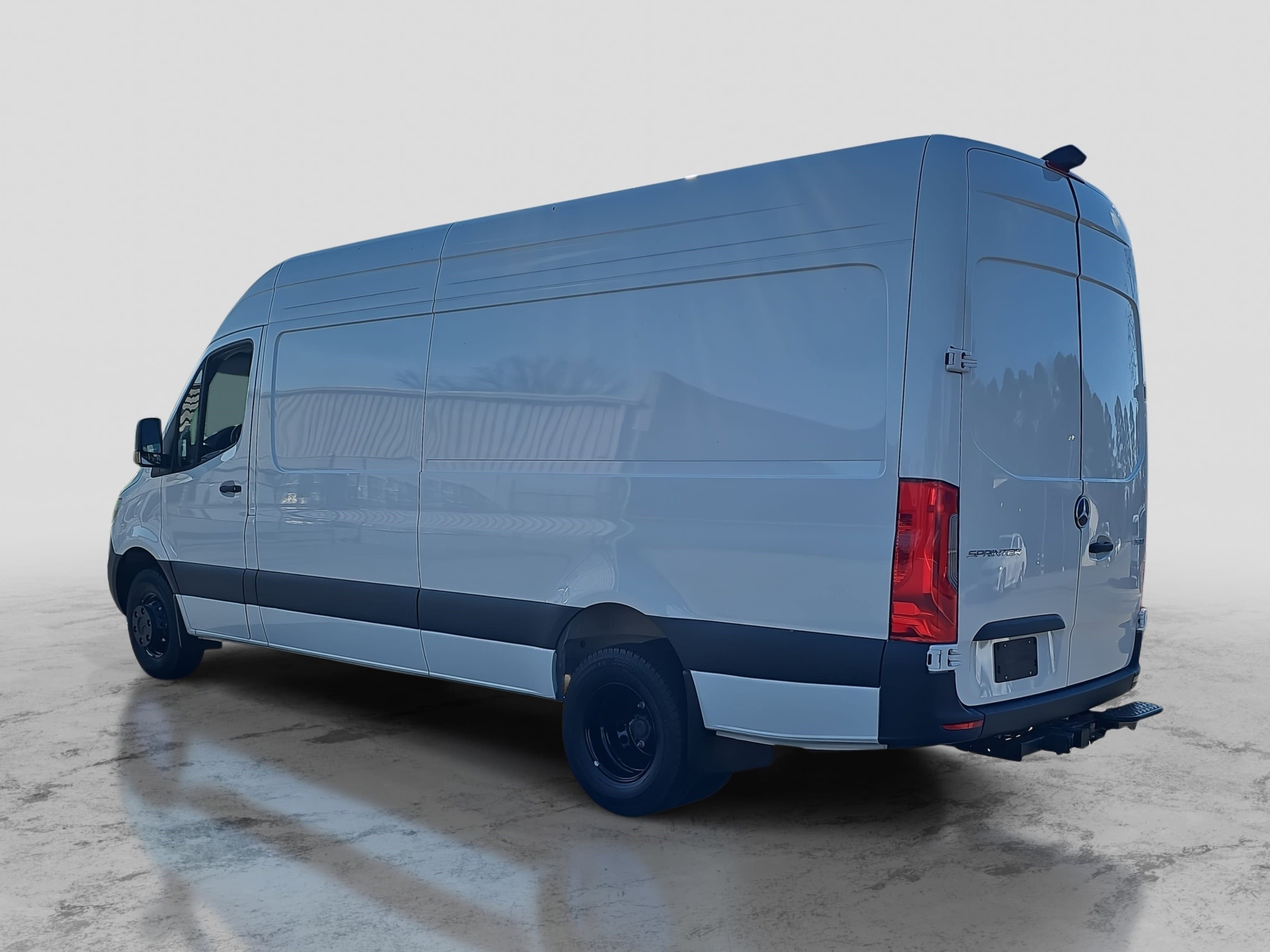 2025 Mercedes-Benz Sprinter Cargo Van Cargo 170 WB