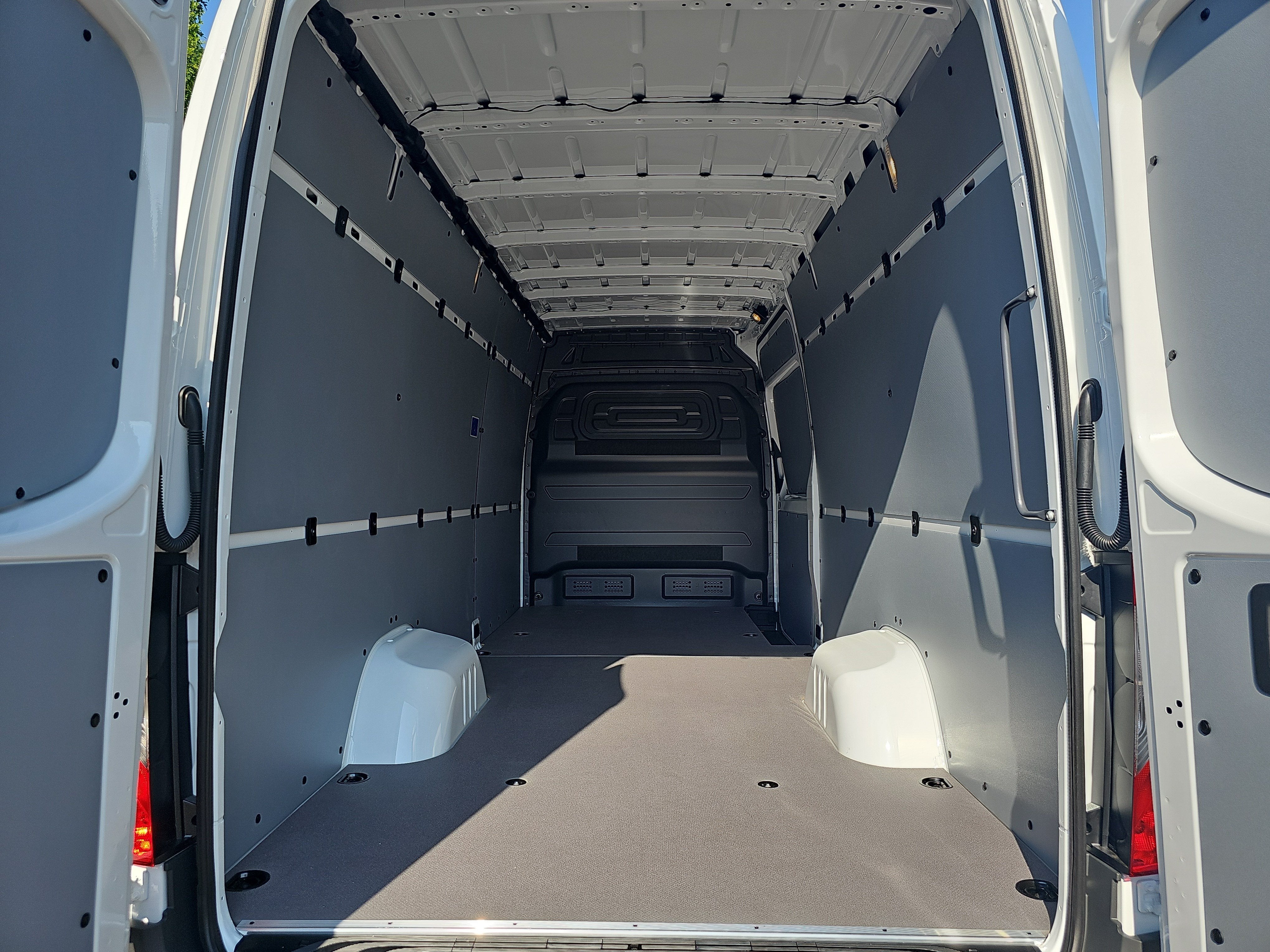 2026 Mercedes-Benz Sprinter Cargo Van Cargo 170 WB