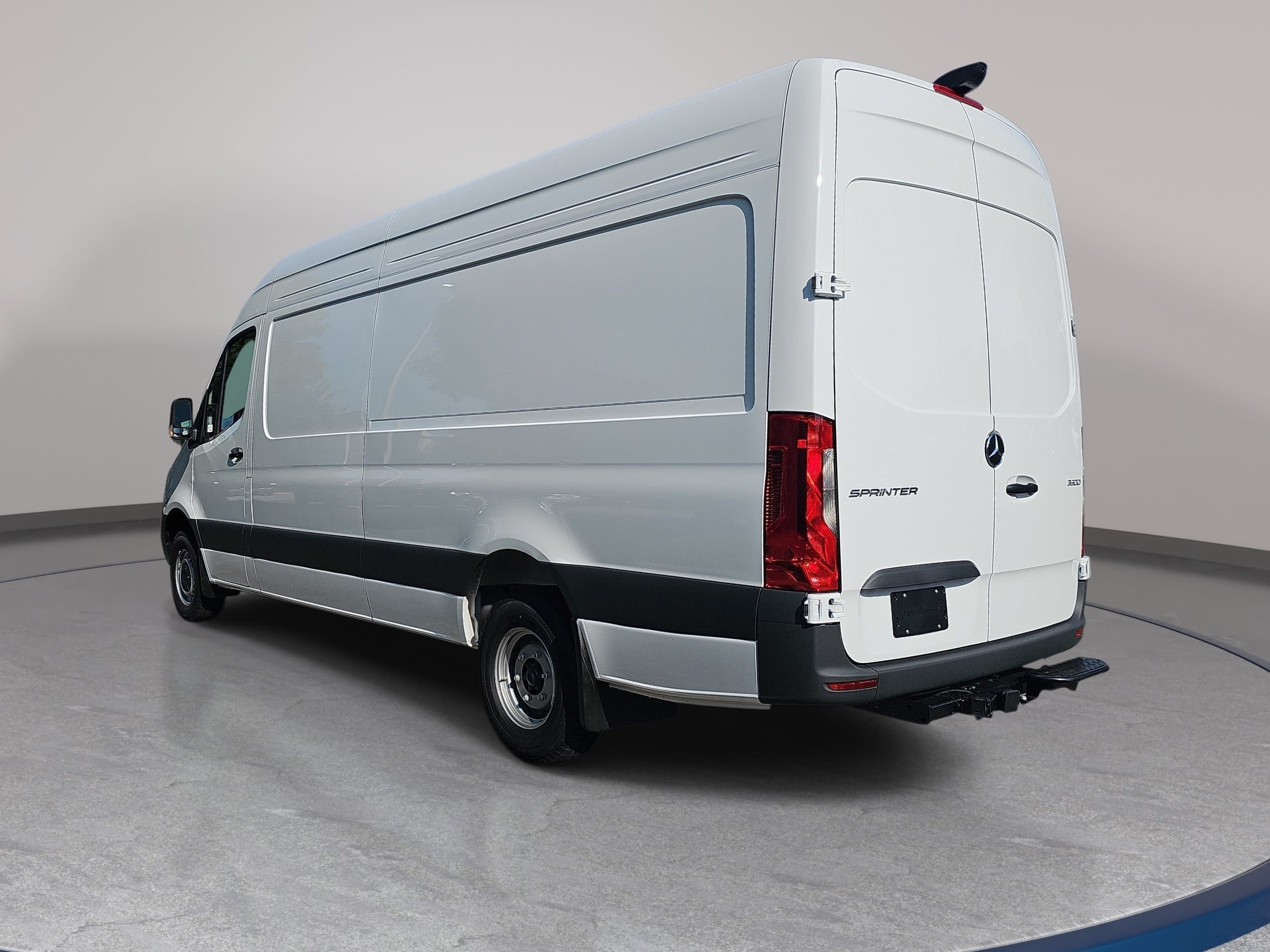 2026 Mercedes-Benz Sprinter Cargo Van Cargo 170 WB