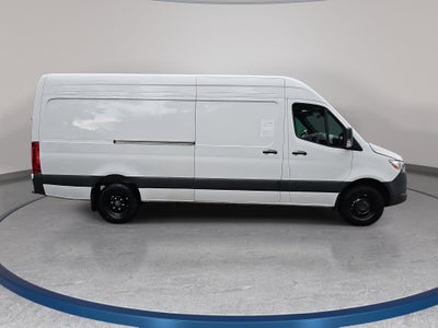 2025 Mercedes-Benz Sprinter Cargo Van Cargo 170 WB