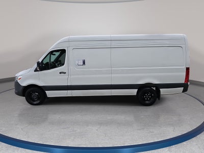 2025 Mercedes-Benz Sprinter Cargo Van Cargo 170 WB