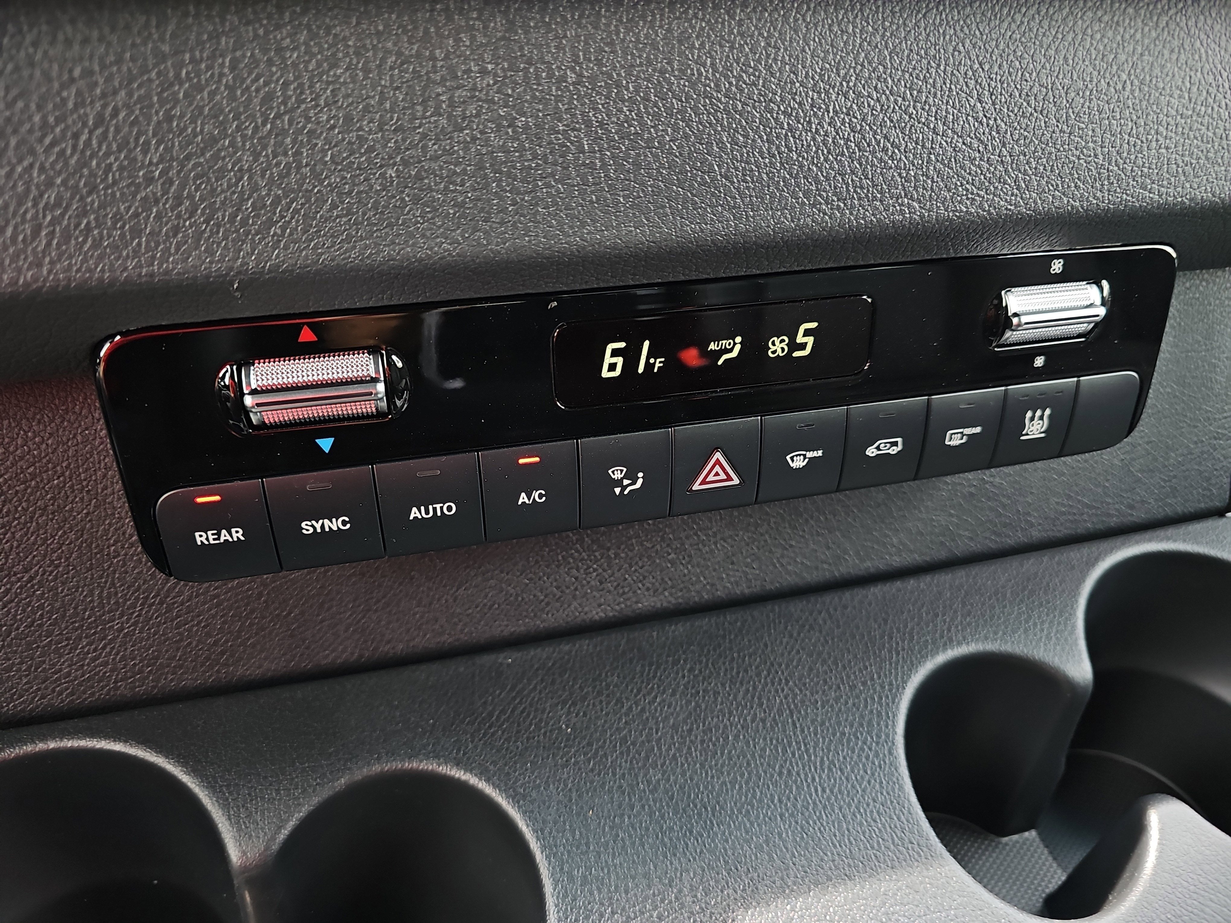 2025 Mercedes-Benz Sprinter Passenger Van Passenger 144 WB