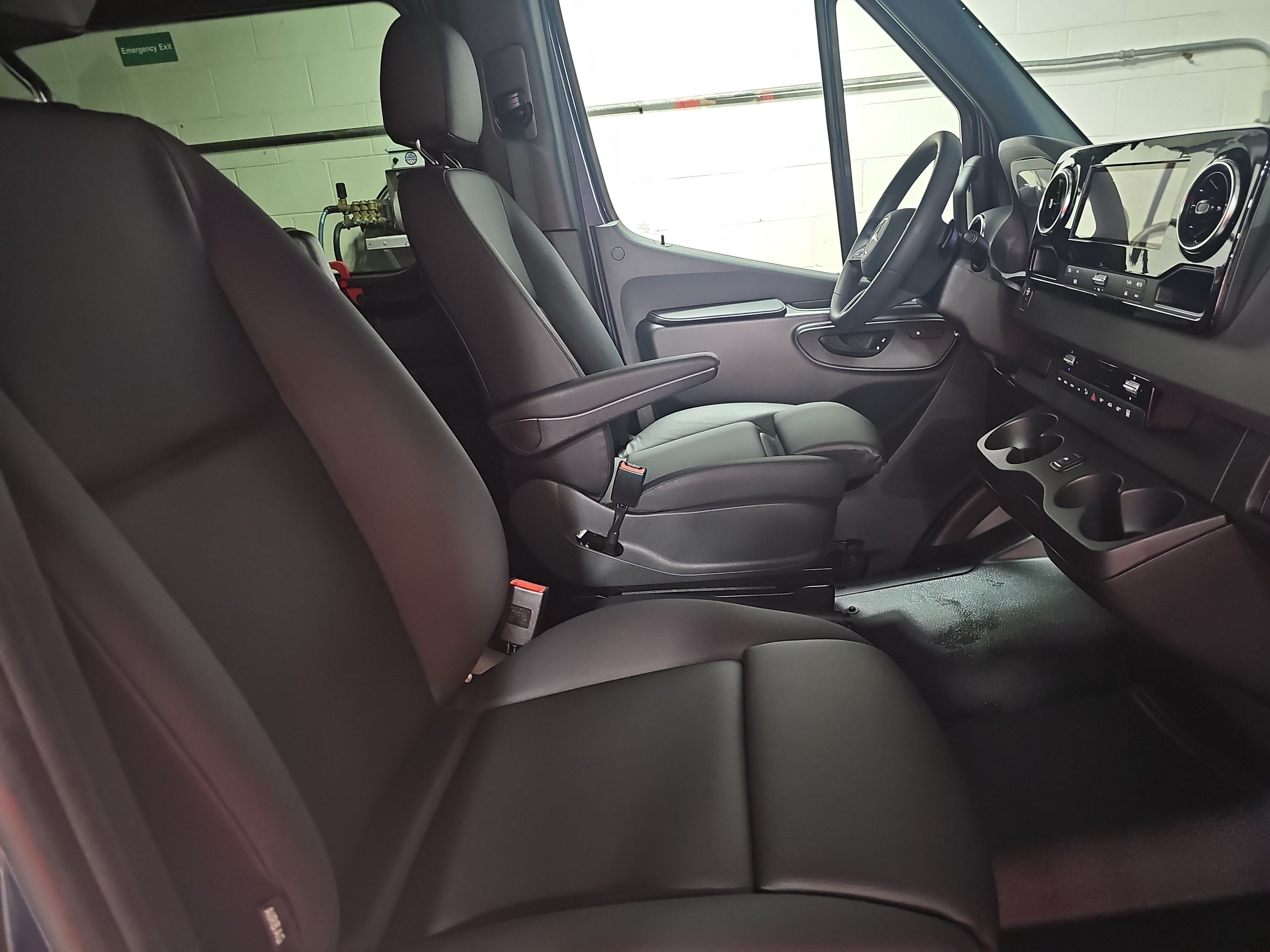 2026 Mercedes-Benz Sprinter Passenger Van Passenger 170 WB