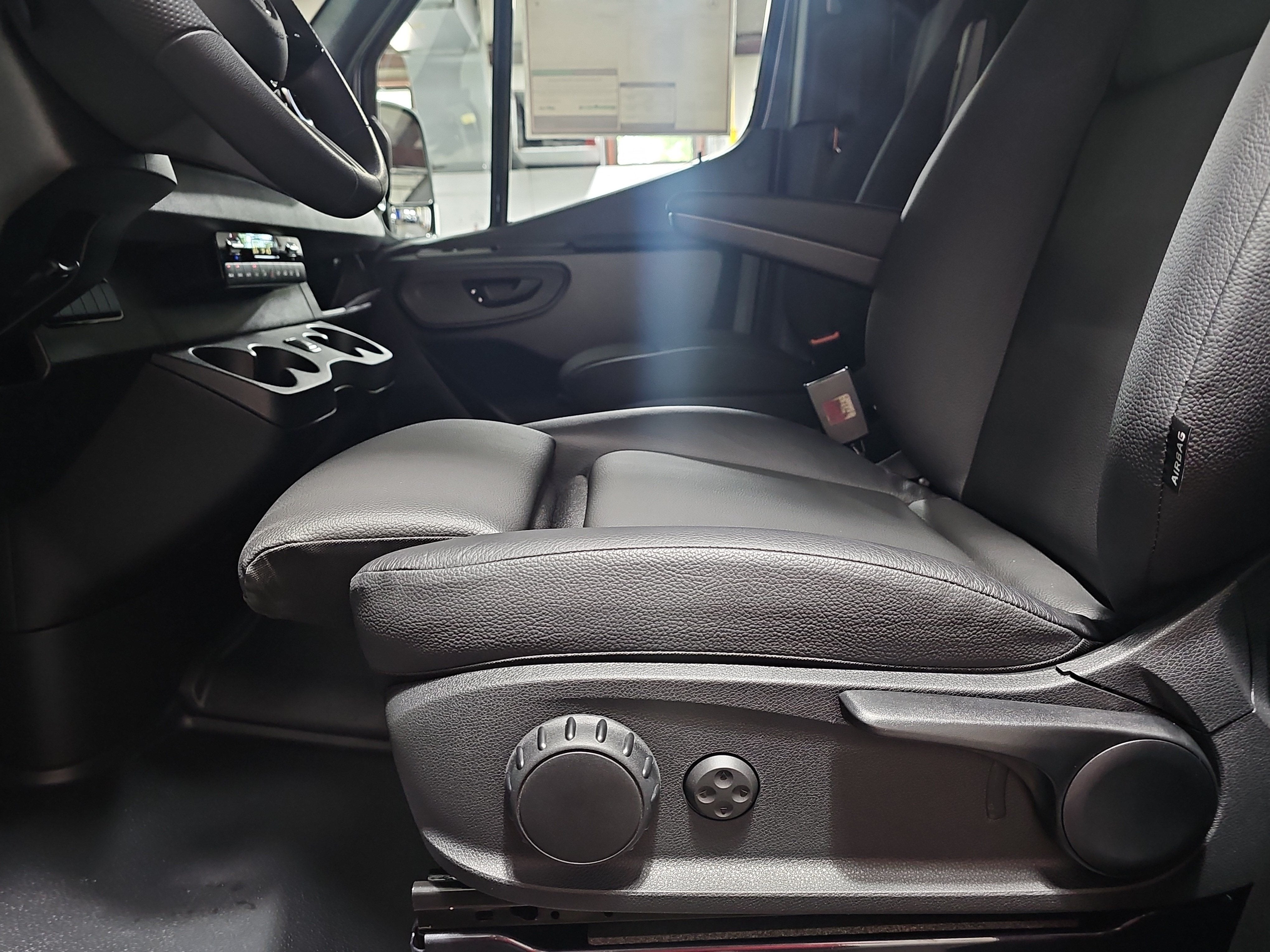 2026 Mercedes-Benz Sprinter Passenger Van Passenger 170 WB