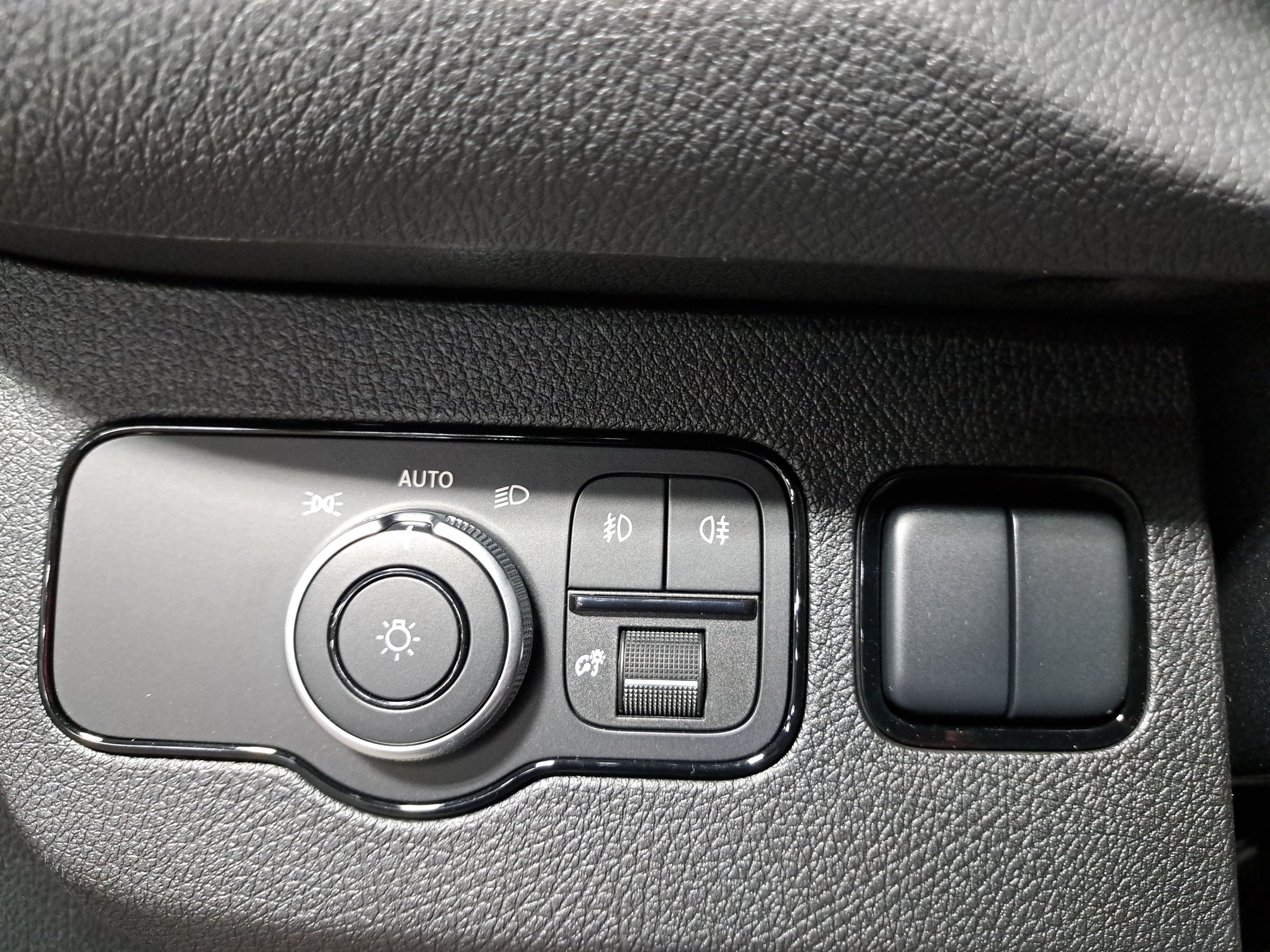 2026 Mercedes-Benz Sprinter Passenger Van Passenger 144 WB