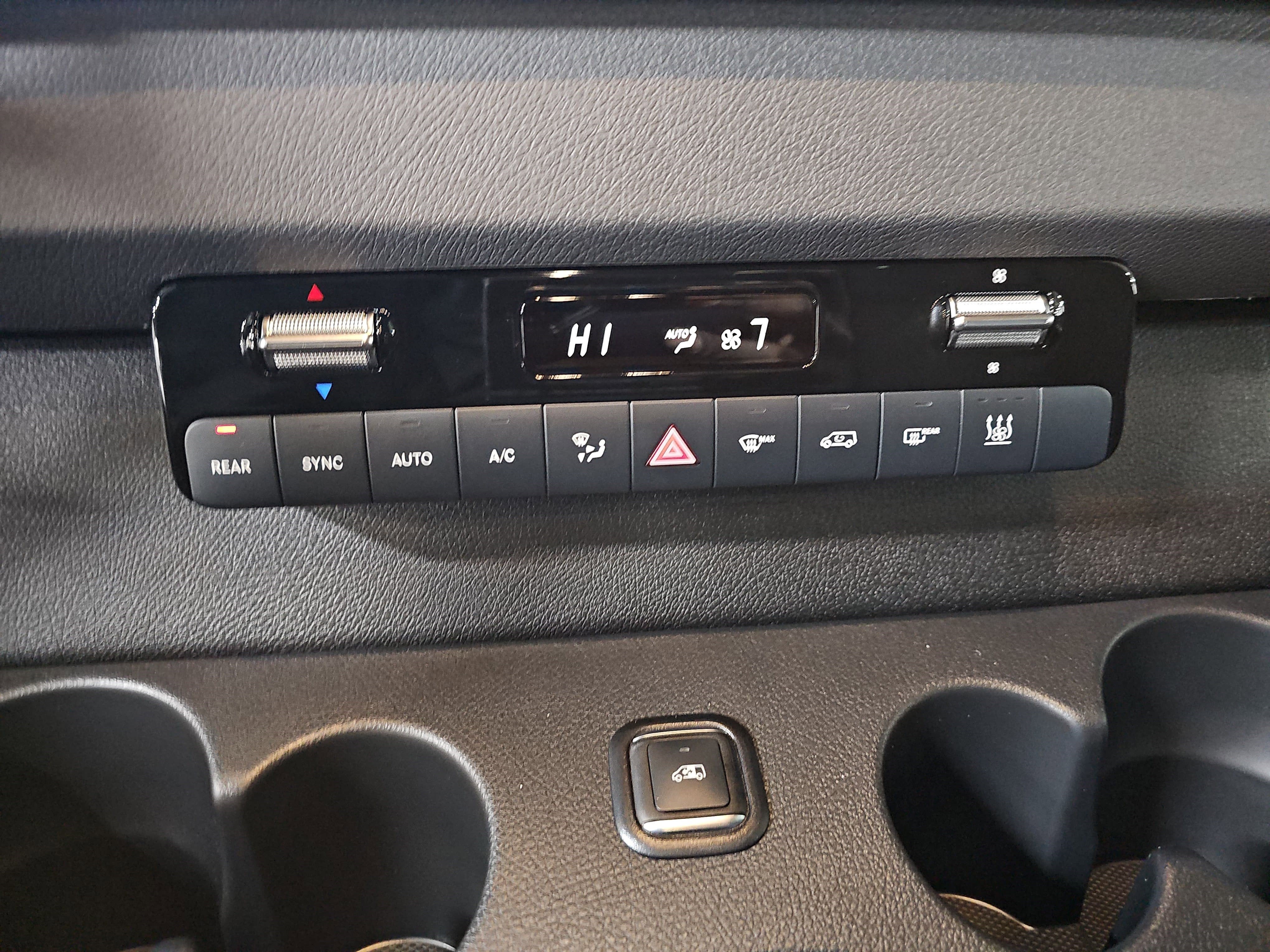 2026 Mercedes-Benz Sprinter Passenger Van Passenger 170 WB