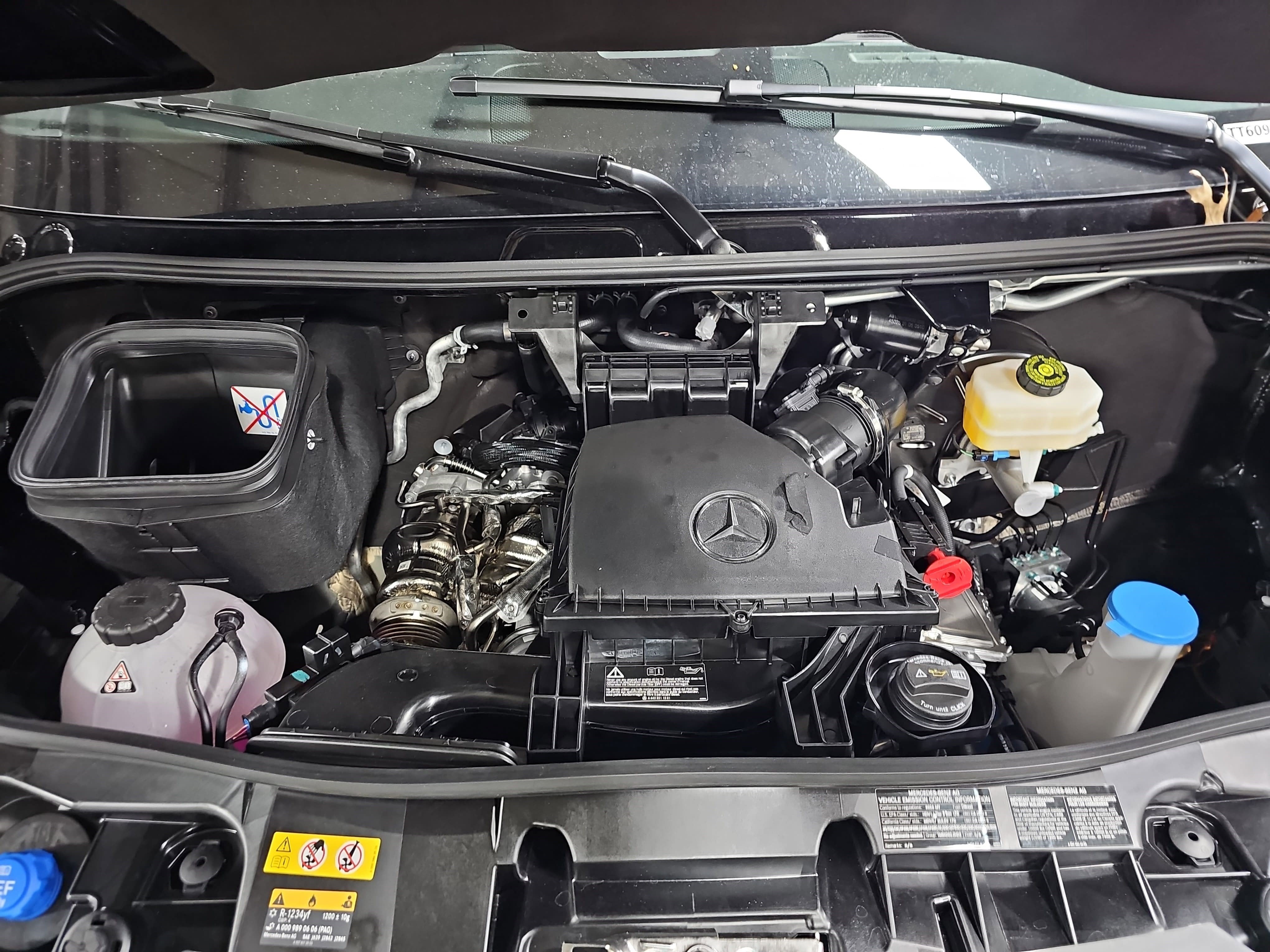 2026 Mercedes-Benz Sprinter Passenger Van Passenger 170 WB