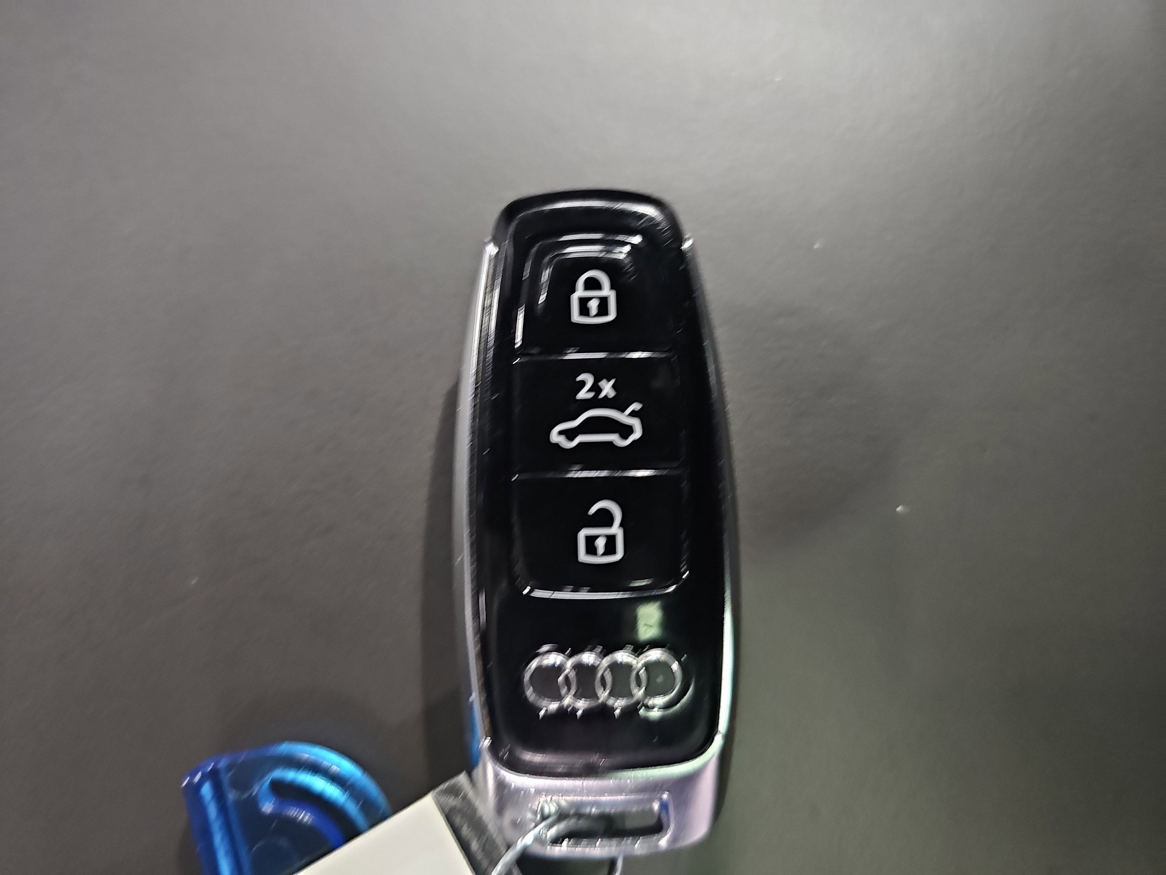 2021 Audi Q8 Prestige