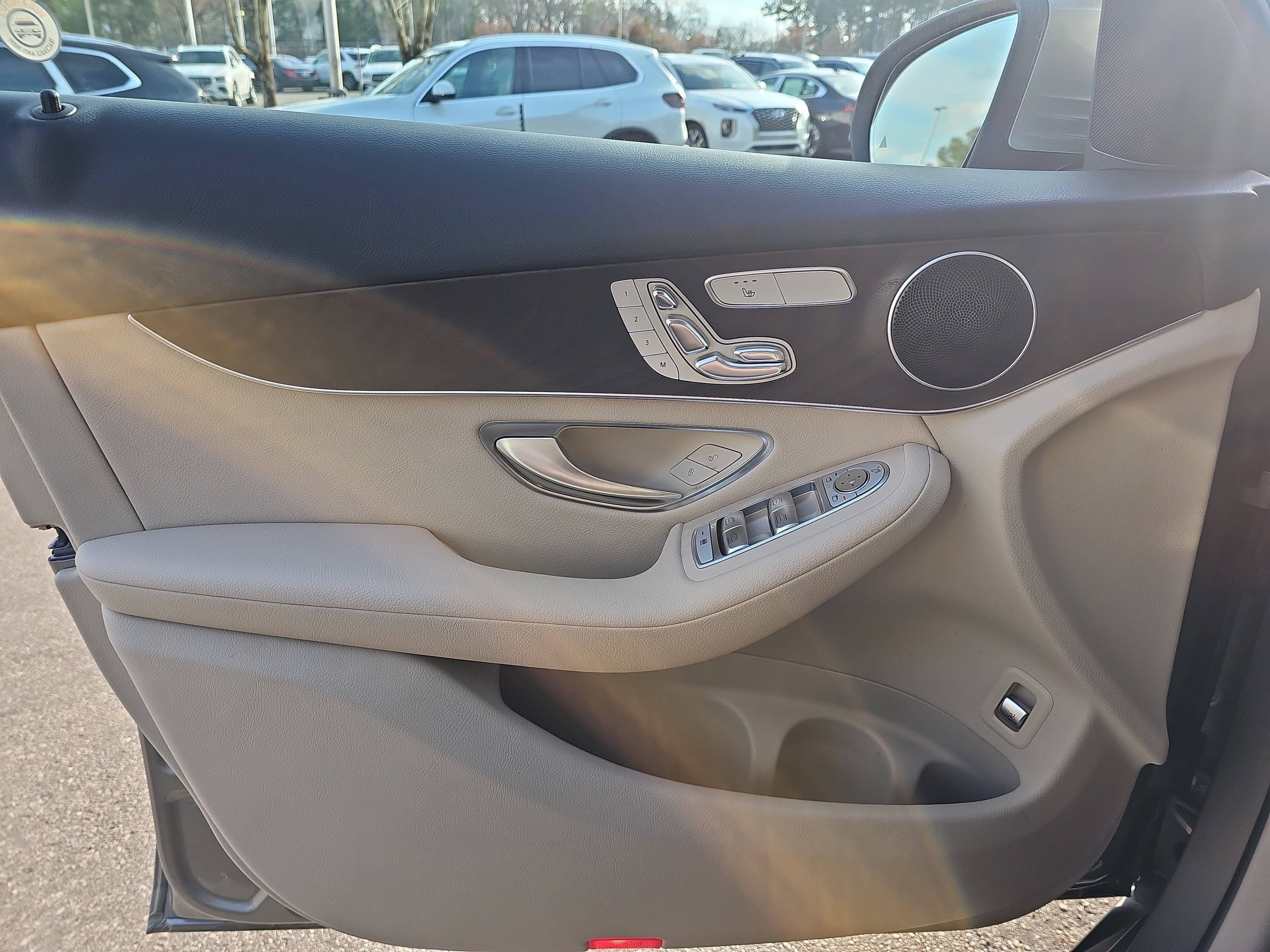 2019 Mercedes-Benz GLC GLC 300