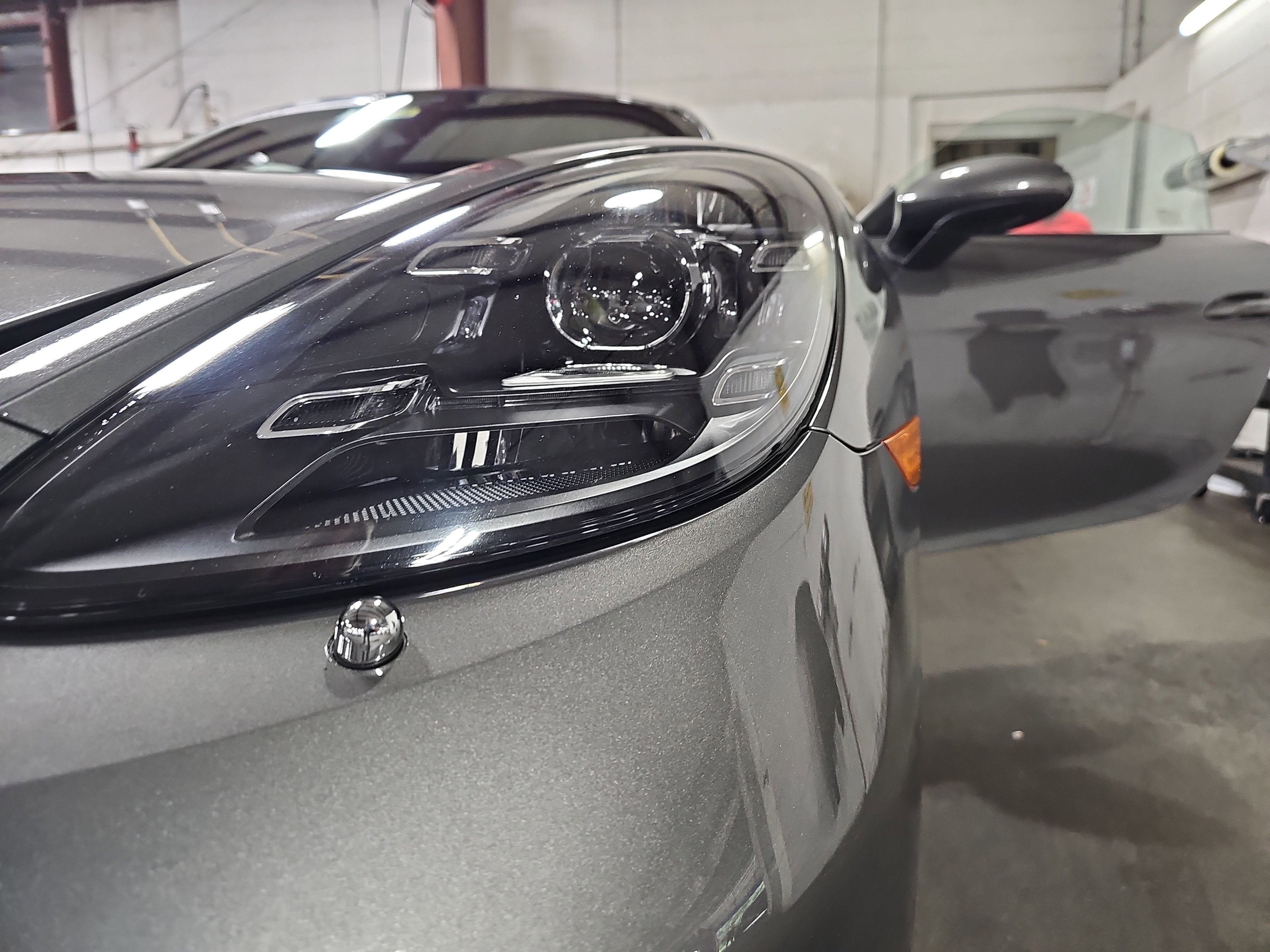 2021 Porsche 718 Cayman Base