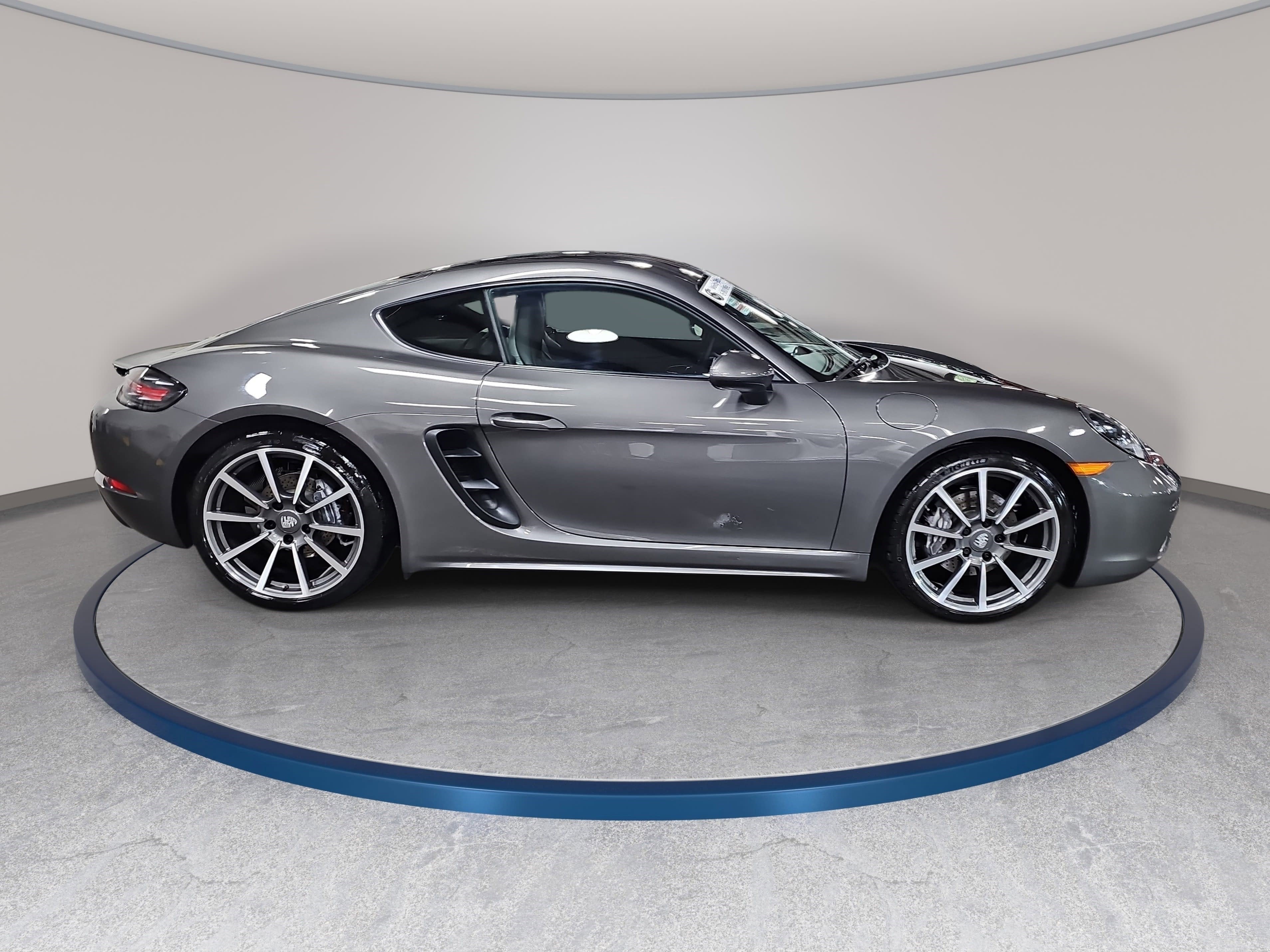 2021 Porsche 718 Cayman Base