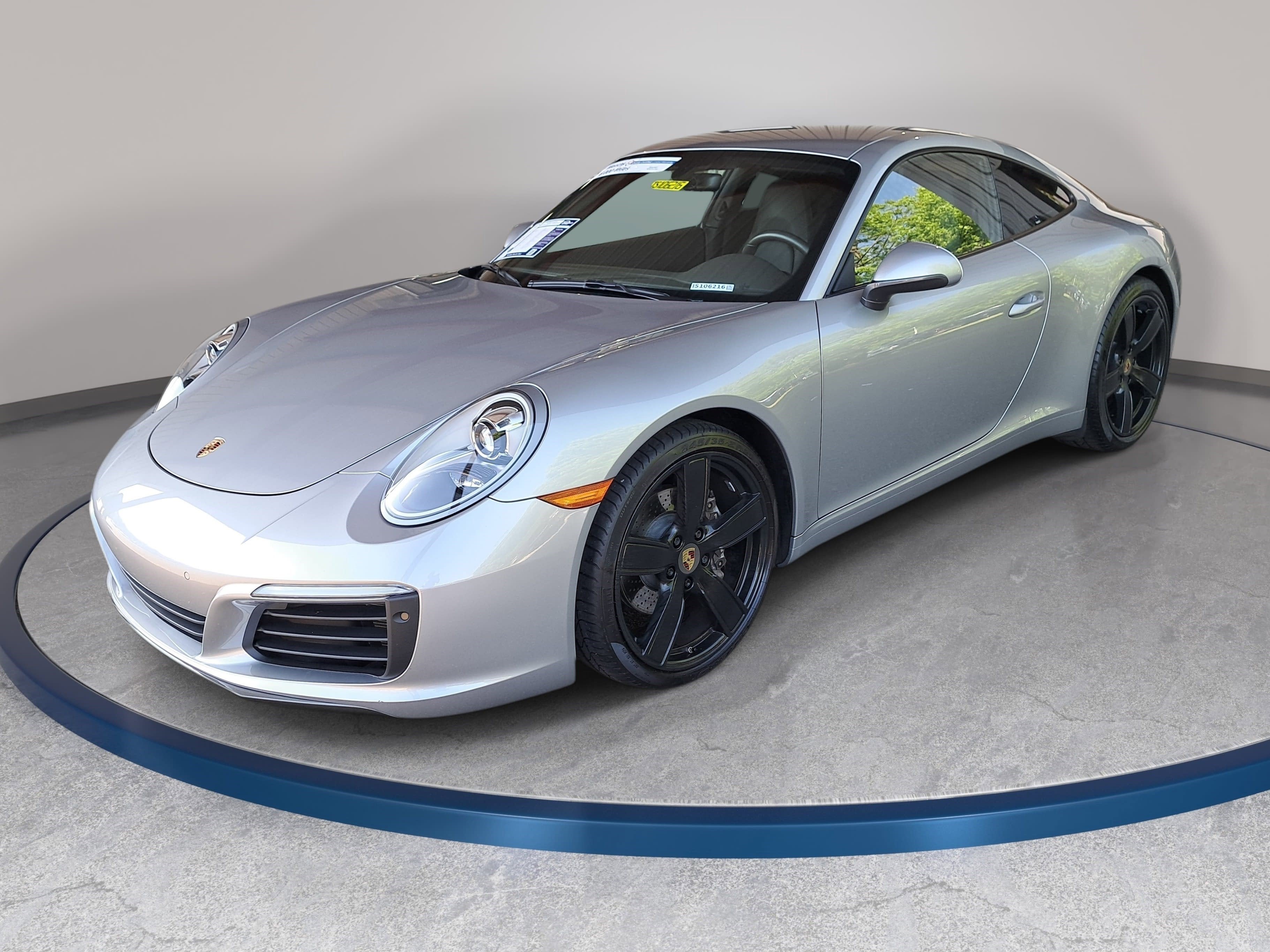 2018 Porsche 911 Carrera
