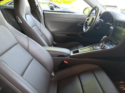 2018 Porsche 911 Carrera