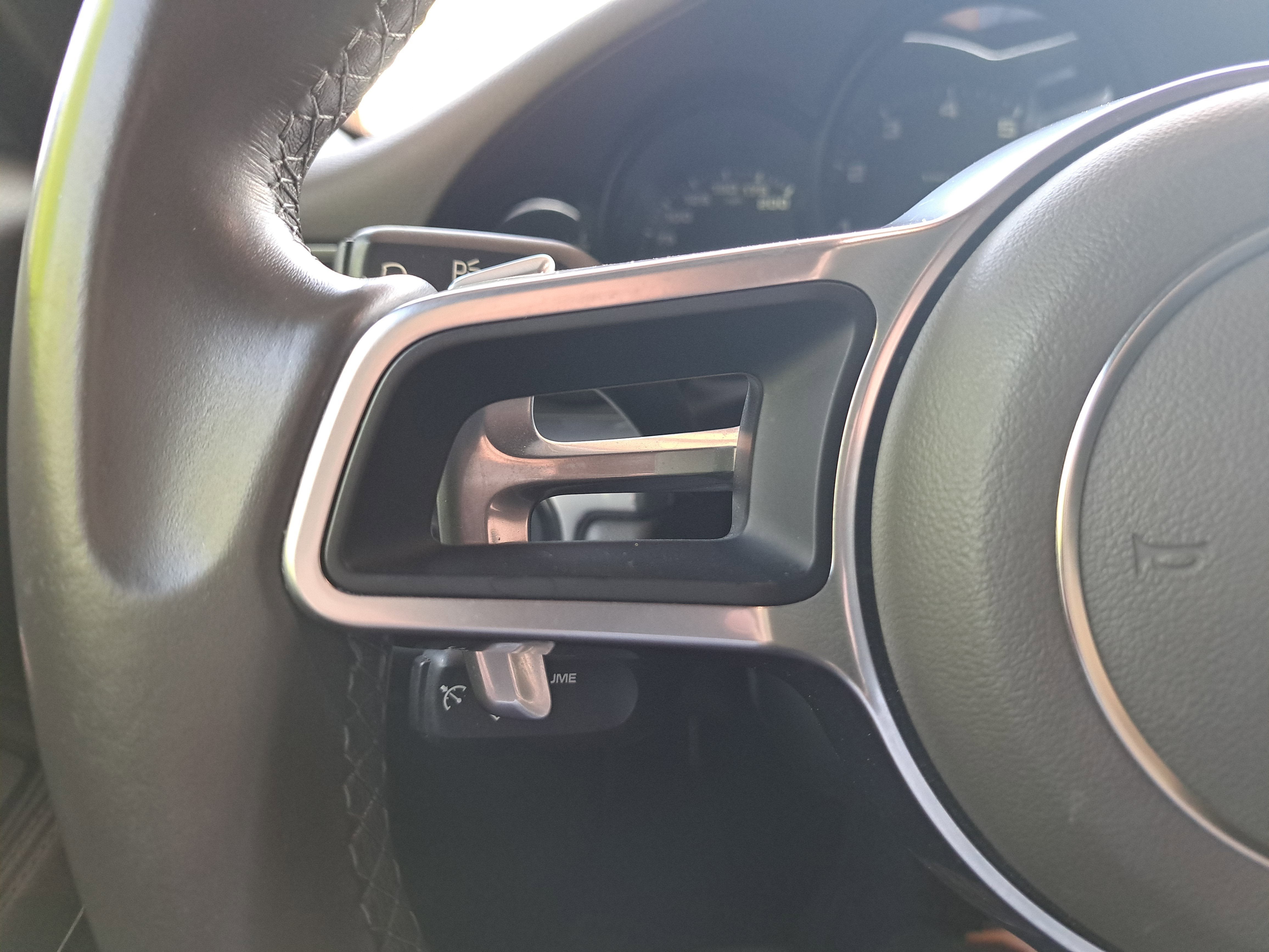 2018 Porsche 911 Carrera