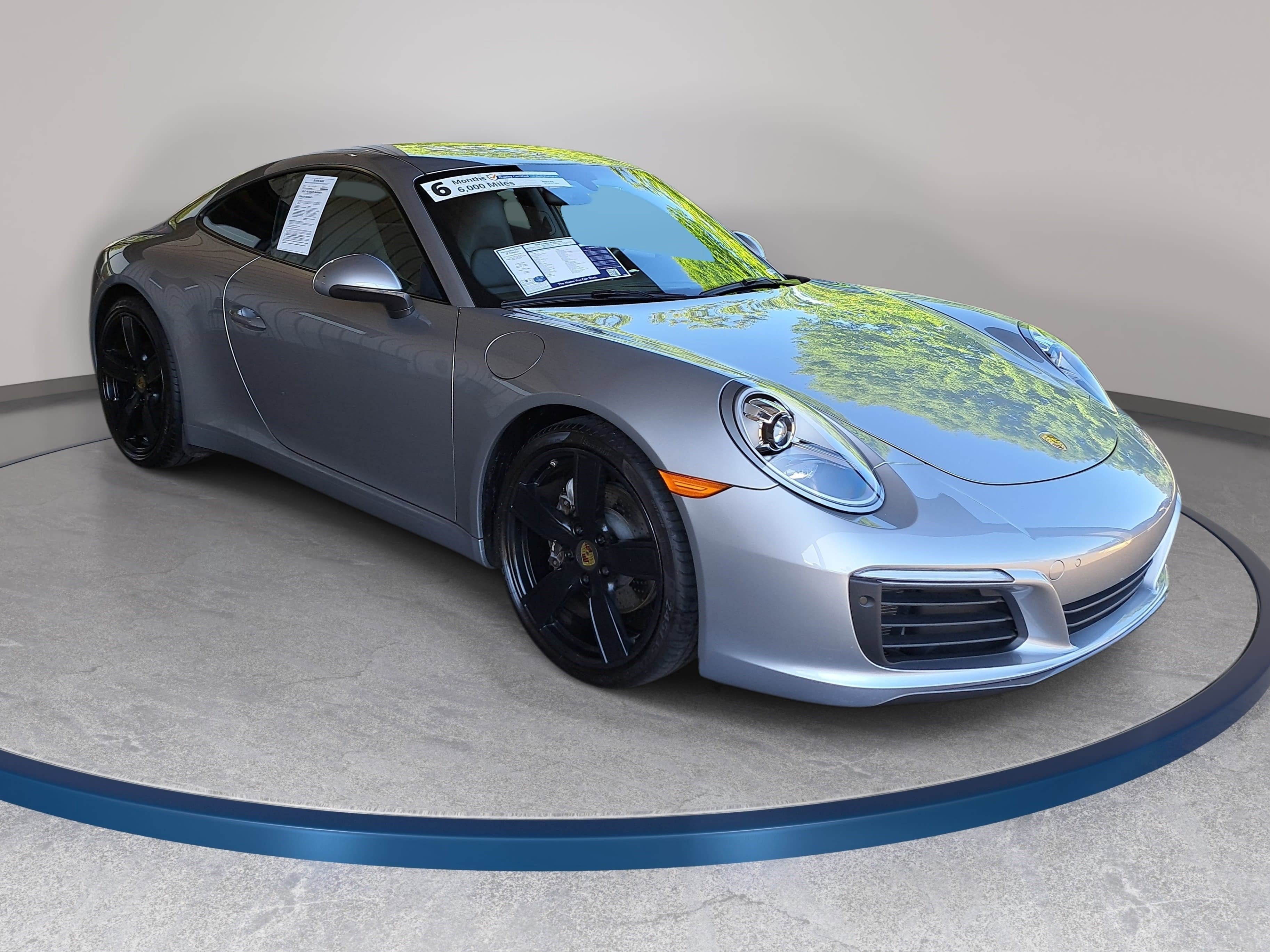 2018 Porsche 911 Carrera